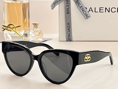 Balenciaga Sunglasses 487